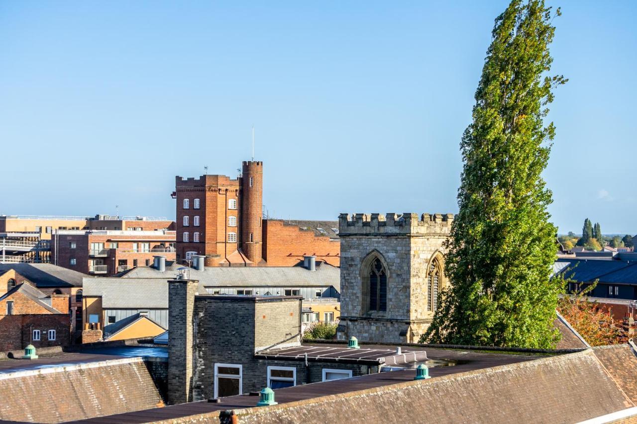 Cityscape @ Ryedale House York Bagian luar foto